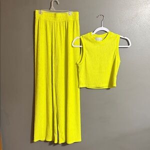 Vibrant Sleeveless Coral Top and Pants Set